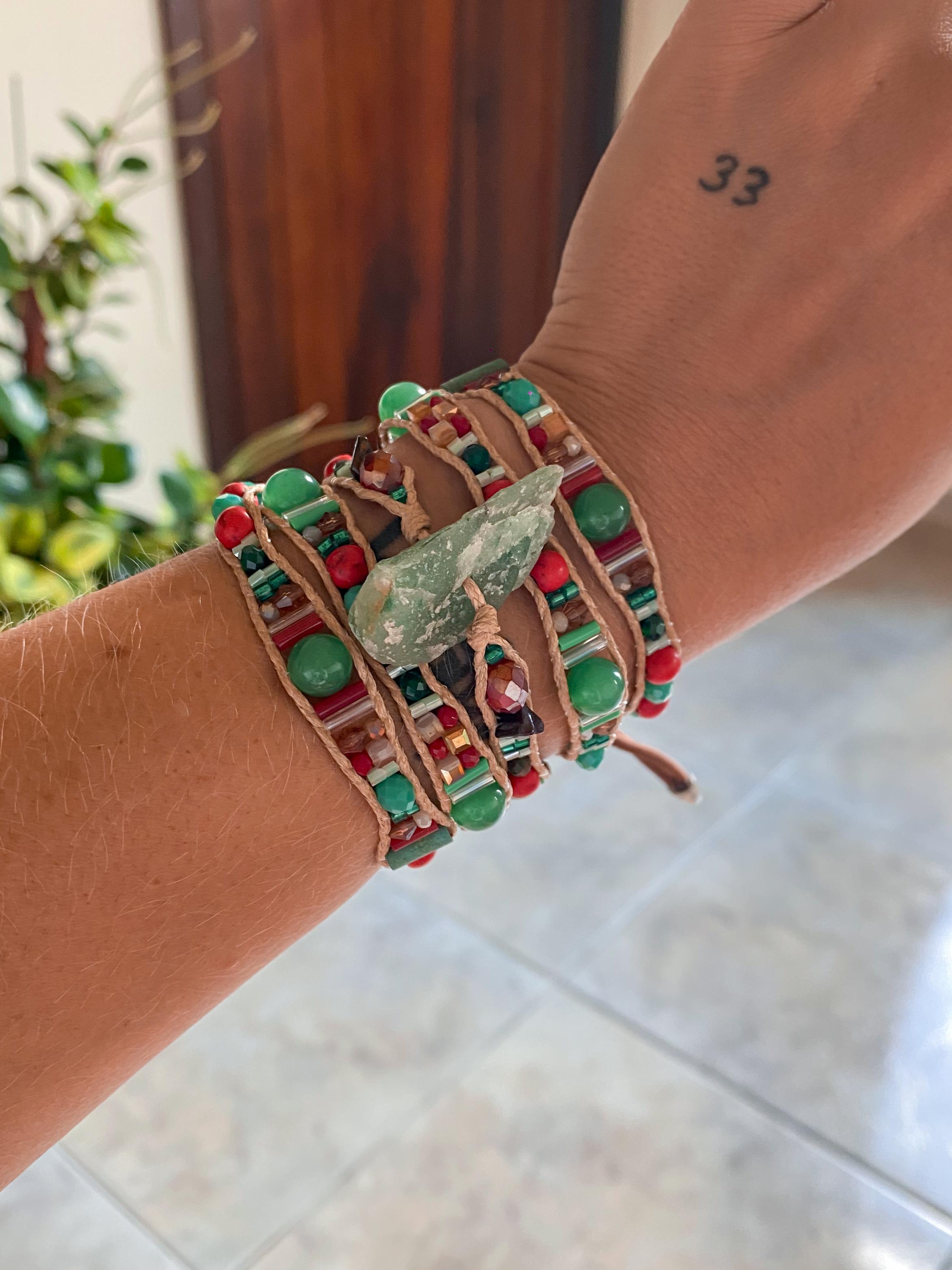 Pulseira 5 voltas | Quartzo Verde + Howlitas