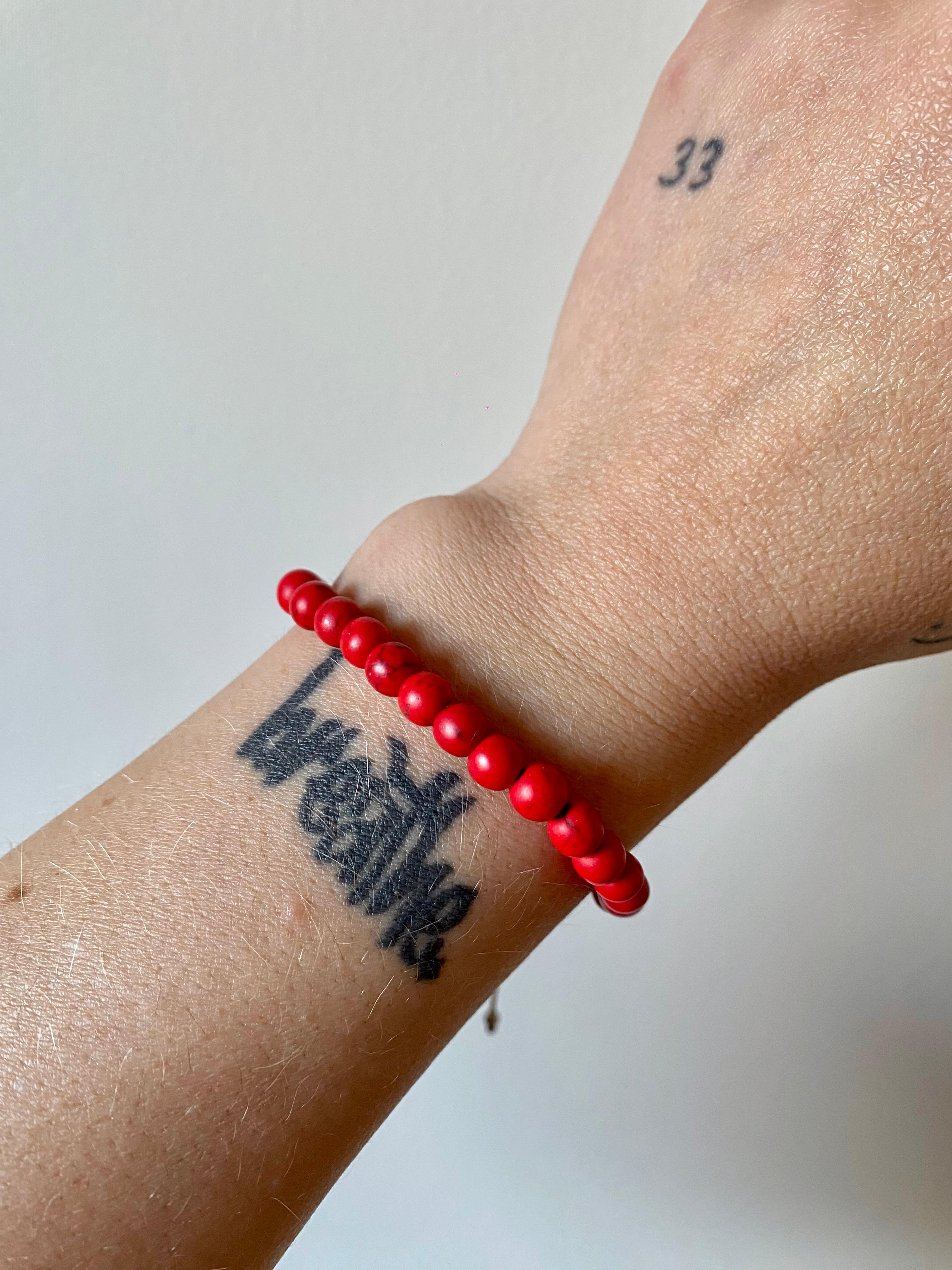 Pulseira bolinhas Howlita