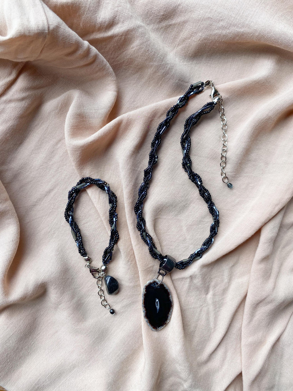Colar Pedraria Preto